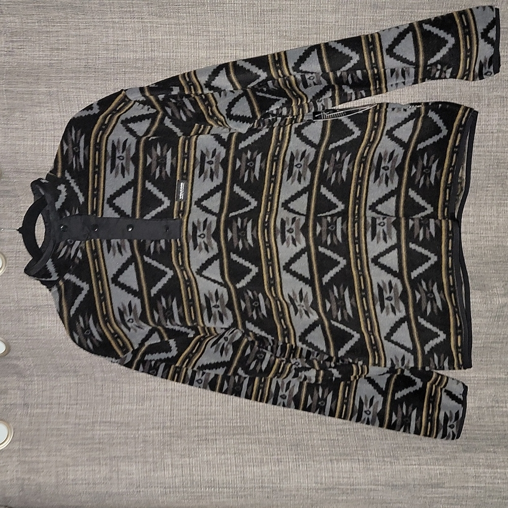 Volcom sweater